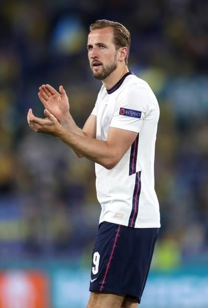 Harry Kane of England acknowledges the fans following the UEFA Euro 2020 Championship Quarter-final match between Ukraine and England at Olimpico...