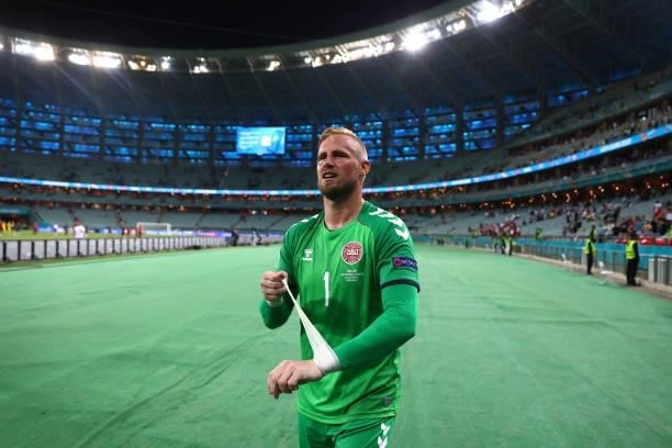 Kasper Schmeichel of Denmark celebrates their side's victory after the UEFA Euro 2020 Championship Quarter-final match between Czech Republic and...