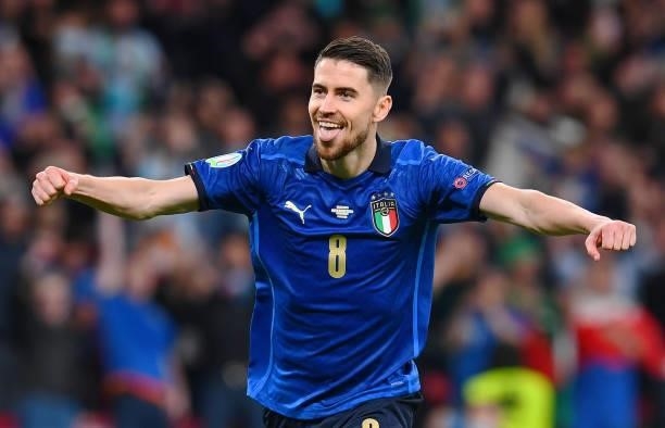 Jorginho of Italy celebrates scoring their sides winning penalty in the penalty shoot out during the UEFA Euro 2020 Championship Semi-final match...