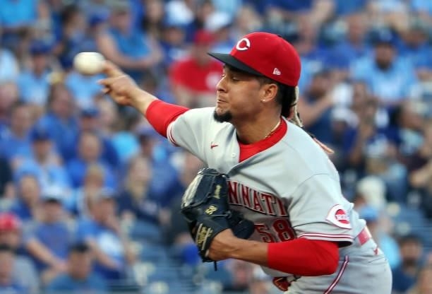 Starting pitcher Luis Castillo of the Cincinnati Reds pitches during the 1st inning of the game against the Kansas City Royals at Kauffman Stadium on...