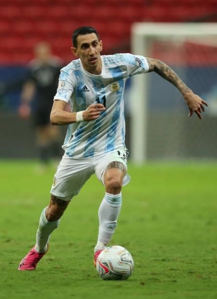 Angel Di Maria of Argentina controls the ball during a semi-final match of Copa America Brazil 2021 between Argentina and Colombia at Mane Garrincha...