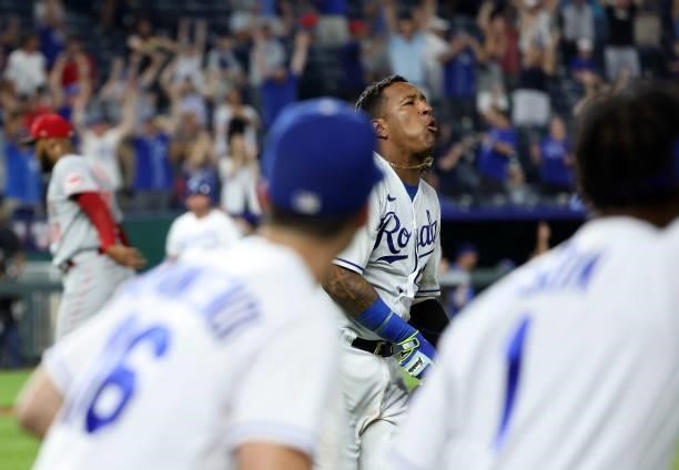 Salvador Perez of the Kansas City Royals reacts as he hits the game-winning single to defeat the Cincinnati Reds 7-6 and win the game in the bottom...