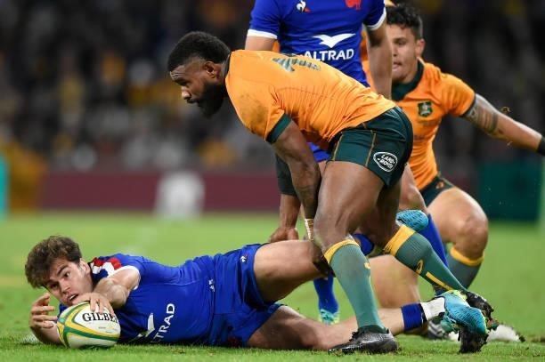 Marika Koroibete of the Wallabies tackles Damian Penaud of France during the international Test match between the Australia Wallabies and France at...