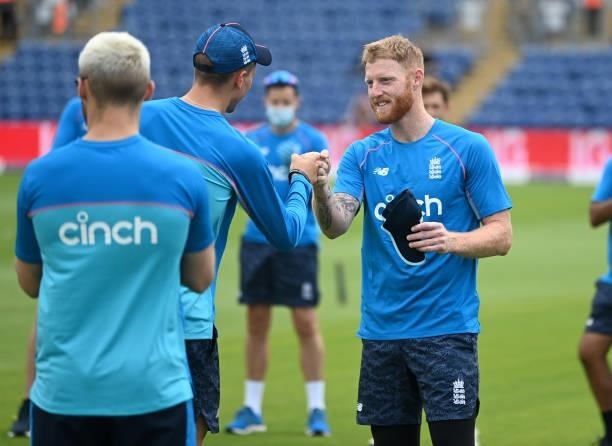 Brydon Carse of England is presented with his ODI cap by Ben Stokes ahead of the 1st Royal London Series One Day International match between England...