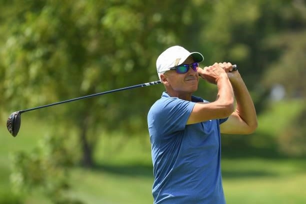 Rocco Mediate plays his shot from the fourth tee during the first round of the U.S. Senior Open Championship at the Omaha Country Club on July 08,...