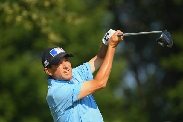 Billy Andrade plays his shot from the ninth tee during the first round of the U.S. Senior Open Championship at the Omaha Country Club on July 08,...