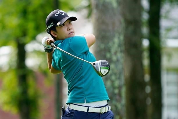 Hee-Kyung Bae of South Korea hits her tee shot on the 1st hole during the second round of the Nipponham Ladies Classic at Katsura Golf Club on July...