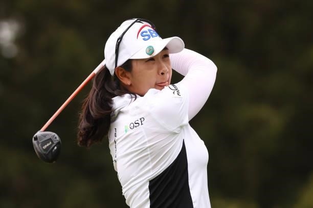 Lim Kim of Korea watches her drive on the seventh hole during the second round of the Marathon LPGA Classic presented by Dana at Highland Meadows...