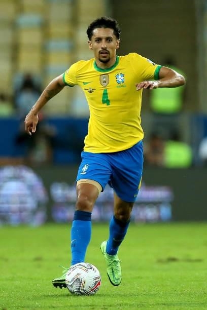 Marquinhos of Brazil controls the ball during the final of Copa America Brazil 2021 between Brazil and Argentina at Maracana Stadium on July 10, 2021...