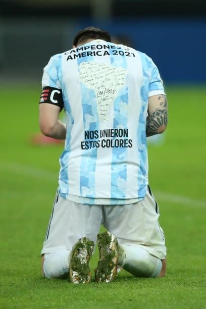 Lionel Messi of Argentina celebrates after winning the final of Copa America Brazil 2021 between Brazil and Argentina at Maracana Stadium on July 10,...