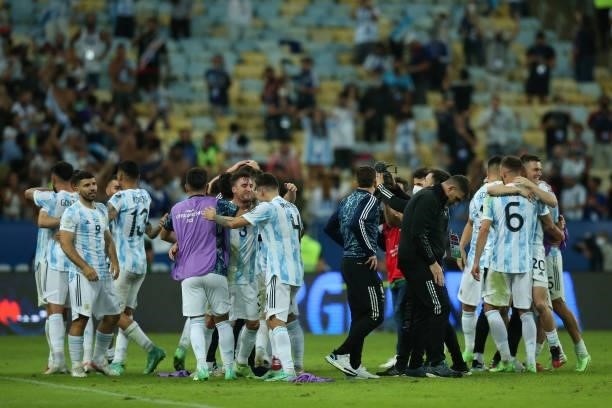 Nicolas Tagliafico of Argentina celebrates with teamamtes after winning during the final of Copa America Brazil 2021 between Brazil and Argentina at...