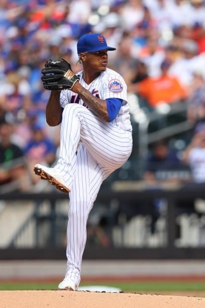 Pitcher Marcus Stroman of the New York Mets delivers a pitch during the first inning against the Pittsburgh Pirates during game one of a double...