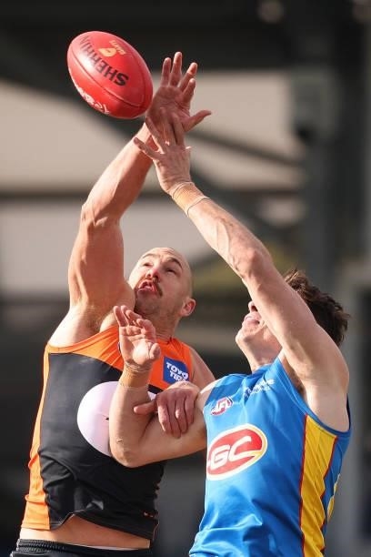Shane Mumford of the Giants in action during the round 17 AFL match between Greater Western Sydney Giants and Gold Coast Suns at Mars Stadium on July...