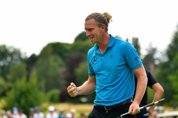 Marcel Siem of Germany celebrates following victory in the Le Vaudreuil Golf Challenge at Golf PGA France du Vaudreuil on July 11, 2021 in Le...