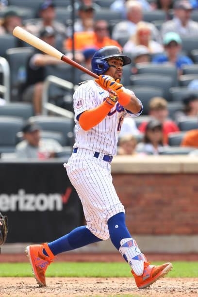 Francisco Lindor of the New York Mets in action against the Pittsburgh Pirates during a game at Citi Field on July 11, 2021 in New York City.