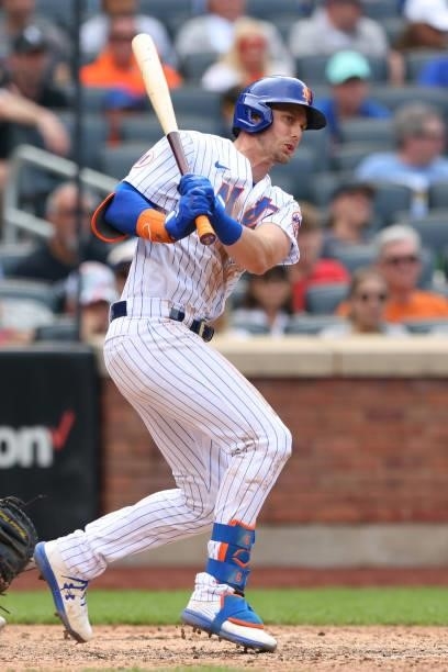 Jeff McNeil of the New York Mets in action against the Pittsburgh Pirates during a game at Citi Field on July 11, 2021 in New York City.