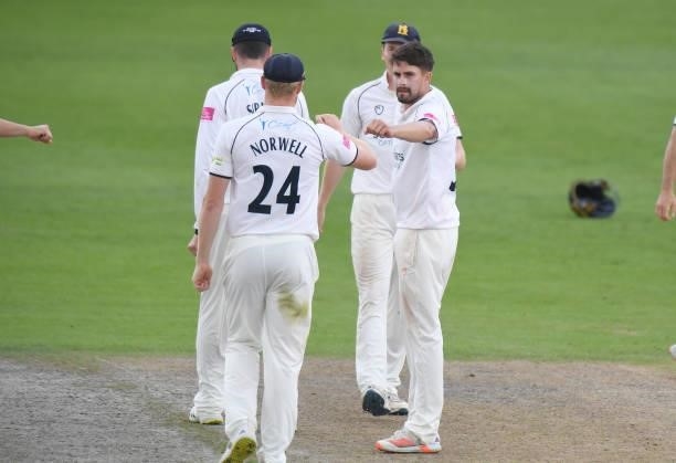 Will Rhodes of Warwickshire celebrates taking the wicket of Brett D'Oliveira of Worcestershire during the LV = Insurance County Championship match...