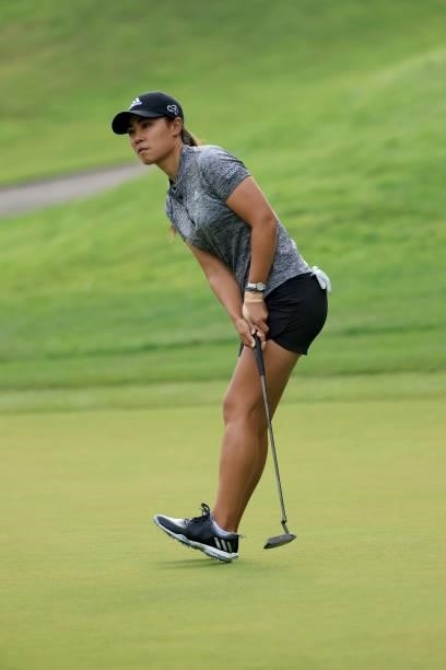 Danielle Kang reacts to a birdie attempt on the 14th hole during the second round of the Dow Great Lakes Bay Invitational at Midland Country Club on...