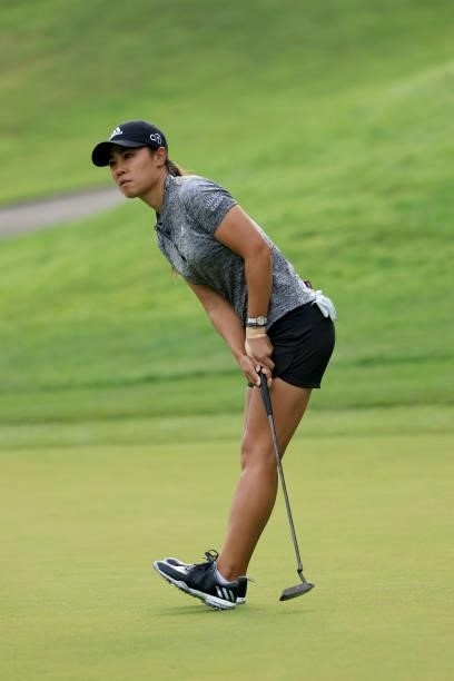 Danielle Kang reacts to a birdie attempt on the 14th hole during the second round of the Dow Great Lakes Bay Invitational at Midland Country Club on...