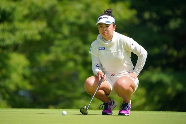 Miyu Yamashita of Japan lines up a putt on the 15th green during first round of the GMO Internet Ladies Samantha Thavasa Global Cup at Eagle Point...
