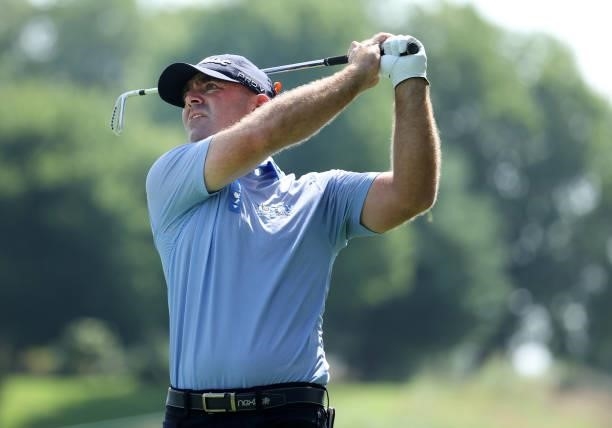 Ryan Armour plays his shot from the second tee during the second round of the Barbasol Championship at Keene Trace Golf Club on July 16, 2021 in...