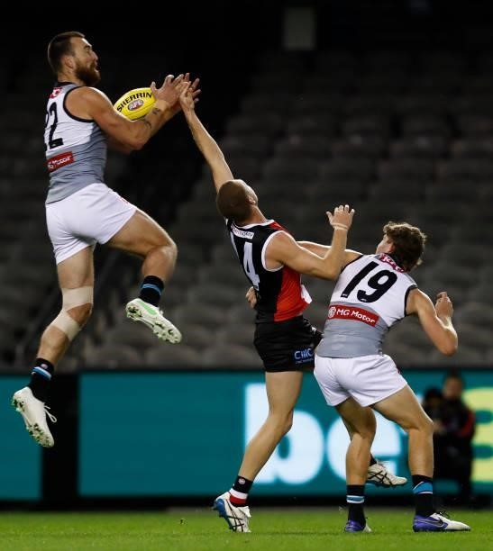 Charlie Dixon of the Power attempts to mark the ball during the round 18 AFL match between St Kilda Saints and Port Adelaide Power at Marvel Stadium...