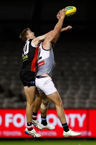Dougal Howard of the Saints spoils Charlie Dixon of the Power during the round 18 AFL match between St Kilda Saints and Port Adelaide Power at Marvel...
