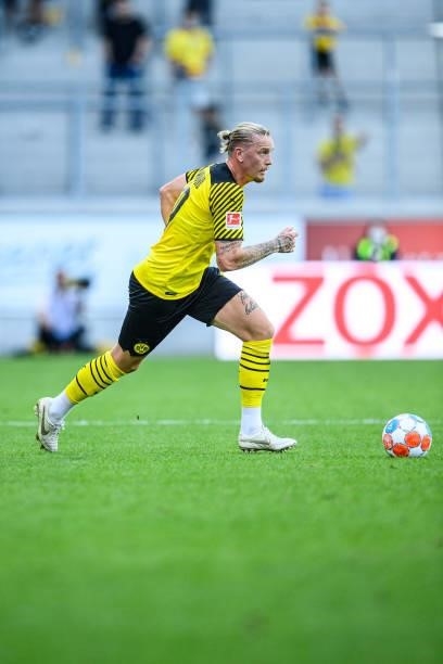 Marius Wolf of Dortmund runs with the ball during the match VfL Bochum against Borussia Dortmund during the 6. Schauinsland-Reisen Cup Der...