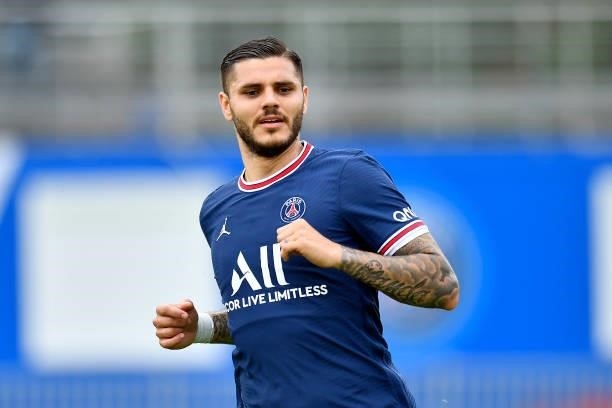 Mauro Icardi of Paris Saint-Germain looks on during the friendly match between Paris Saint-Germain and FC Chambly at Ooredoo Center on July 17, 2021...