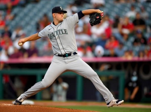 Chris Flexen of the Seattle Mariners pitches during the game against the Los Angeles Angels at Angel Stadium of Anaheim on July 16, 2021 in Anaheim,...