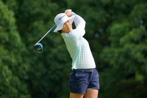 Mi-jeong Jeon of South Korea hits her second shot on the 1st hole during third round of the GMO Internet Ladies Samantha Thavasa Global Cup at Eagle...