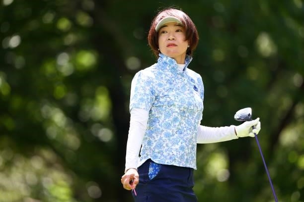 Shiho Oyama of Japan reacts after her tee shot on the 4th hole during third round of the GMO Internet Ladies Samantha Thavasa Global Cup at Eagle...