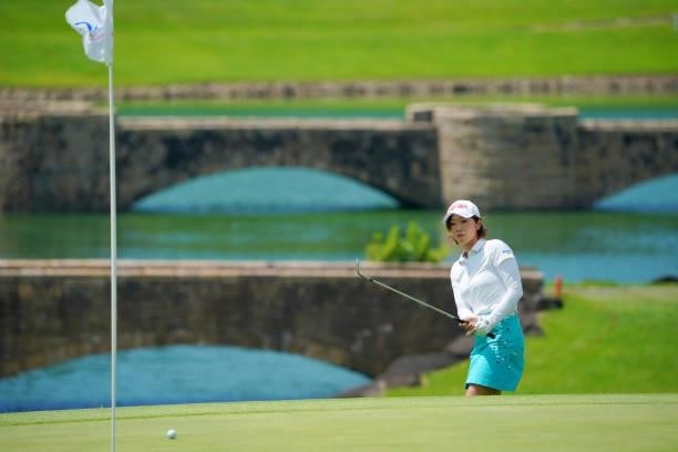 Rumi Yoshiba of Japan chips onto the 5th hole during third round of the GMO Internet Ladies Samantha Thavasa Global Cup at Eagle Point Golf Club on...