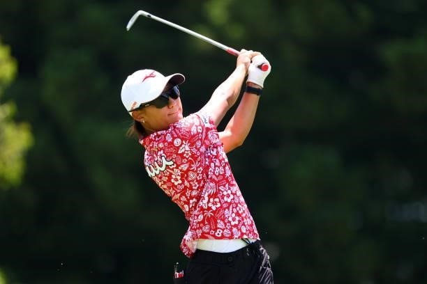 Mao Nozawa of Japan hits her tee shot on the 5th hole during third round of the GMO Internet Ladies Samantha Thavasa Global Cup at Eagle Point Golf...