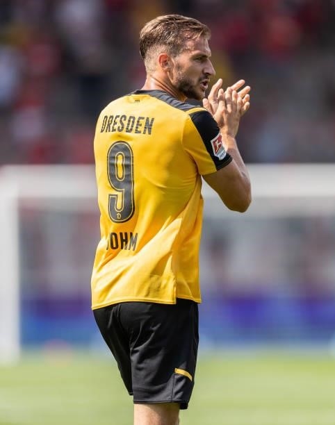 Pascal Sohm of Dynamo Dresden reacts during the Pre-Season friendly match between 1. FC Union Berlin and Dynamo Dresden at Stadion An der Alten...