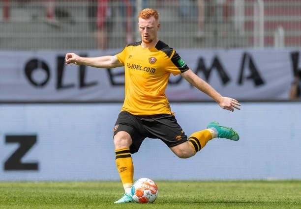 Paul Will of Dynamo Dresden takes a shot during the Pre-Season friendly match between 1. FC Union Berlin and Dynamo Dresden at Stadion An der Alten...