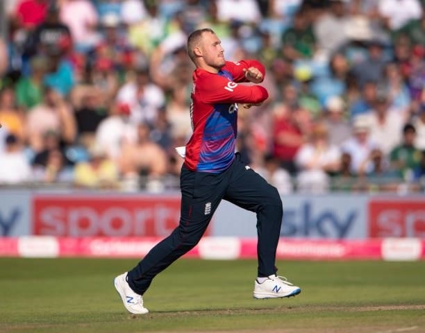 Matt Parkinson of England bowling during the 2nd T20I between England and Pakistan at Emerald Headingley Stadium on July 18, 2021 in Leeds, England.