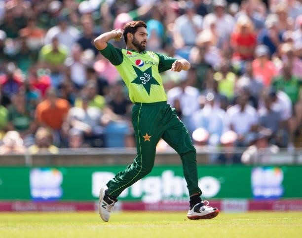 Haris Rauf of Pakistan bowling during the 2nd T20I between England and Pakistan at Emerald Headingley Stadium on July 18, 2021 in Leeds, England.