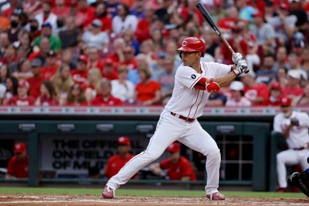 Shogo Akiyama of the Cincinnati Reds bats in the second inning against the New York Mets at Great American Ball Park on July 19, 2021 in Cincinnati,...