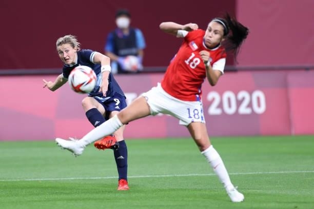 Ellen White of Team Great Britain crosses the ball during the Women's First Round Group E match between Great Britain and Chile during the Tokyo 2020...