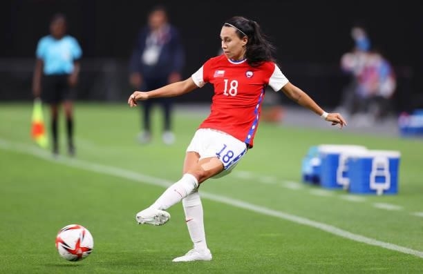 Camila Saez of Team Chile passes the ball during the Women's First Round Group E match between Great Britain and Chile during the Tokyo 2020 Olympic...