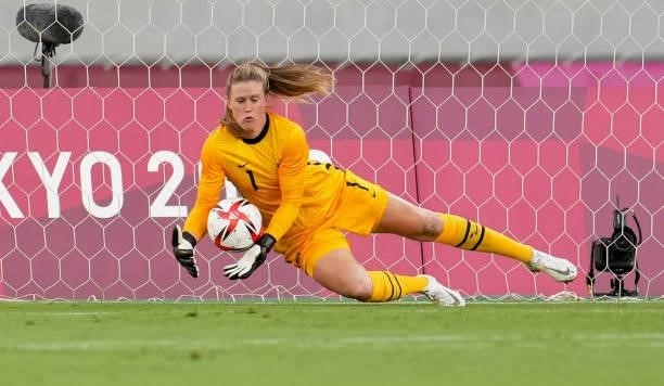 Alyssa Naeher of the United States comes up with a save during a game between Sweden and USWNT at Tokyo Stadium on July 21, 2021 in Tokyo, Japan.