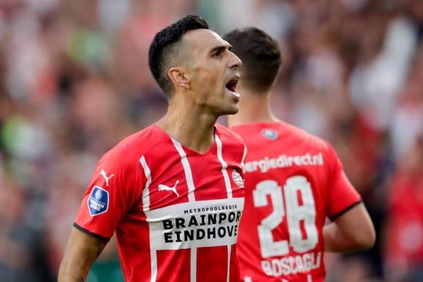 Eran Zahavi of PSV celebrate first PSV goal during the UEFA Champions League Second Qualifying Round: First Leg match between PSV and Galatasaray at...