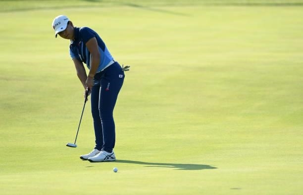 Tsubasa Kajitani of Japan puts on hole 18 during day one of the The Amundi Evian Championship at Evian Resort Golf Club on July 22, 2021 in...