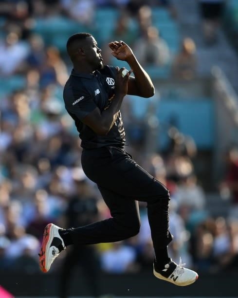 Carlos Brathwaite of Manchester Originals bowls during the Hundred match between Oval Invincibles and Manchester Originals at The Kia Oval on July...