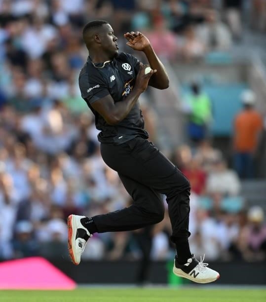Carlos Brathwaite of Manchester Originals bowls during the Hundred match between Oval Invincibles and Manchester Originals at The Kia Oval on July...
