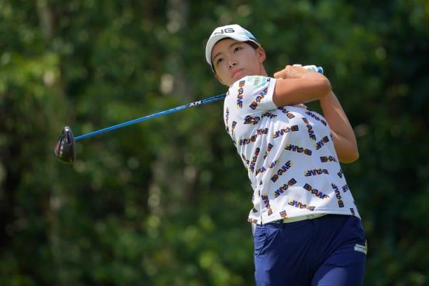 Hinako Shibuno of Japan hits her tee shot on the 5th hole during the second round of Daito Kentaku eHeyanet Ladies at Takino Country Club on July 23,...