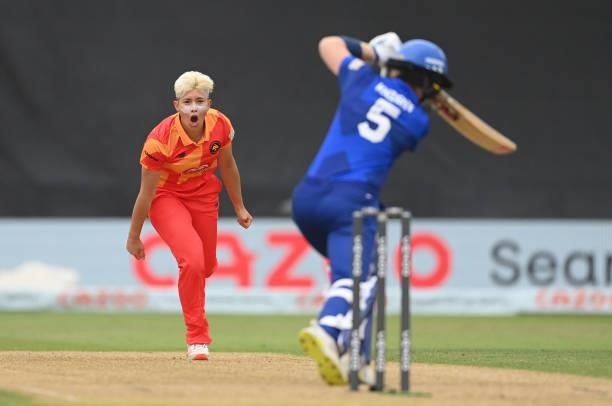 Issy Wong of Birmingham Pheonix bowls to Heather Knight of London Spirit during The Hundred match between Birmingham Pheonix and London Spirit at...