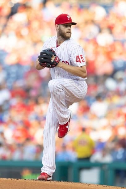 Zack Wheeler of the Philadelphia Phillies throws a pitch against the Atlanta Braves at Citizens Bank Park on July 23, 2021 in Philadelphia,...