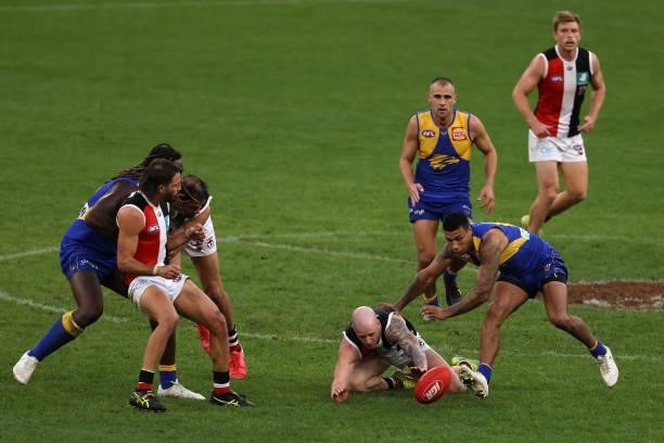 Zak Jones of the Saints contests for the ball against Tim Kelly of the Eagles during the round 19 AFL match between West Coast Eagles and St Kilda...